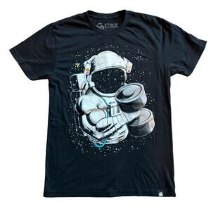 Into the Am Astro Pump TShirt Men’s size Small flex workout black tee PreOwned